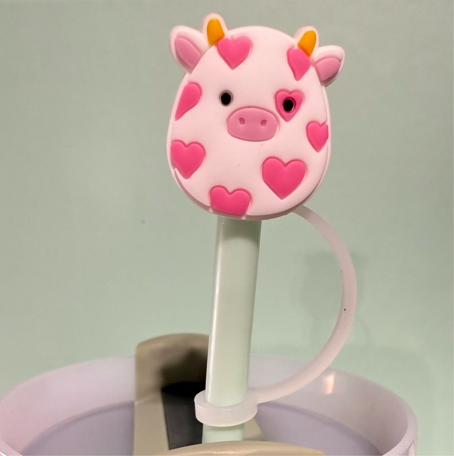 Cow straw topper