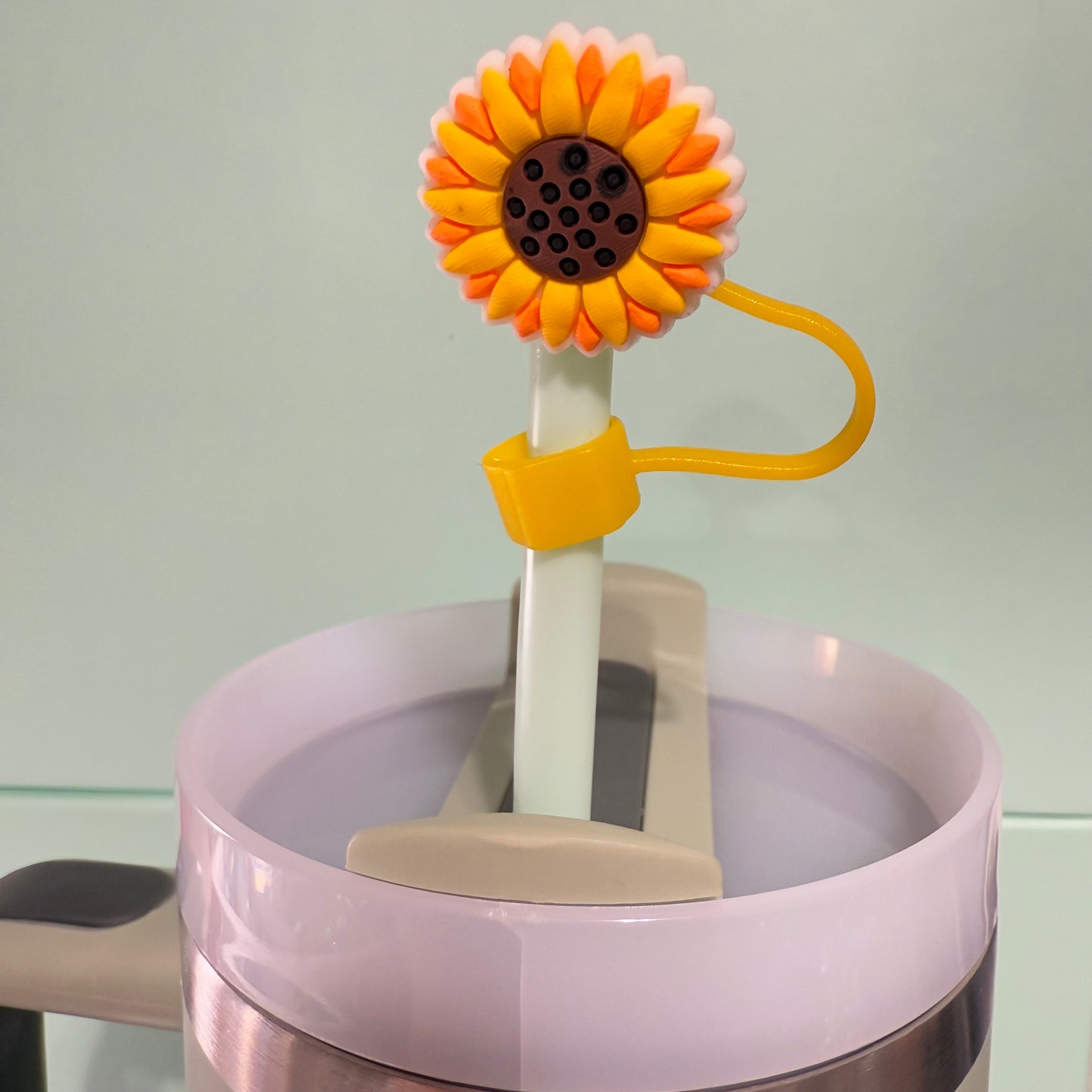 Flower straw topper