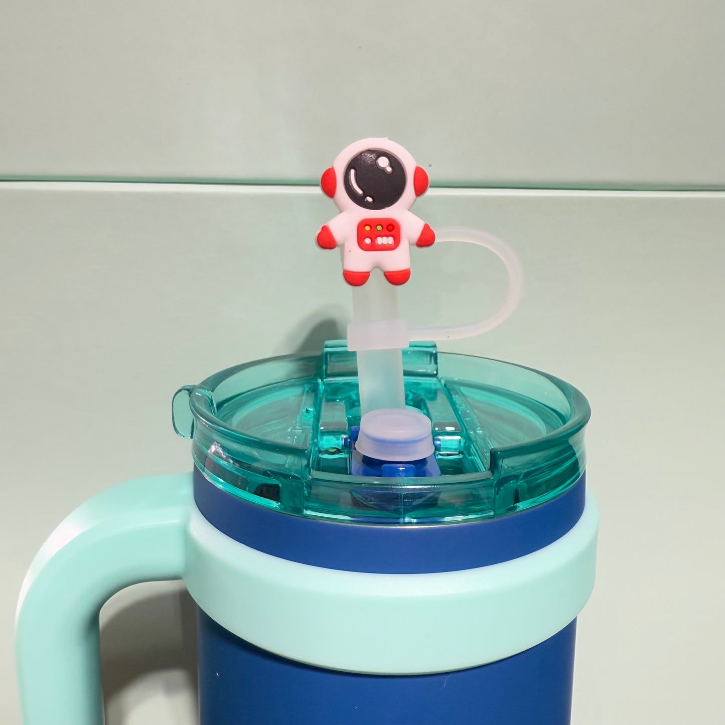 Astronaut straw topper