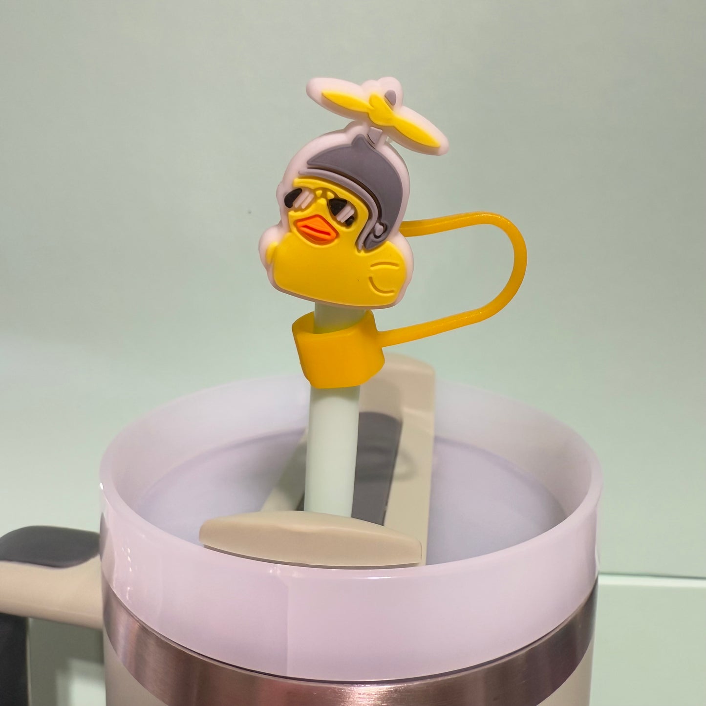 Duck straw topper